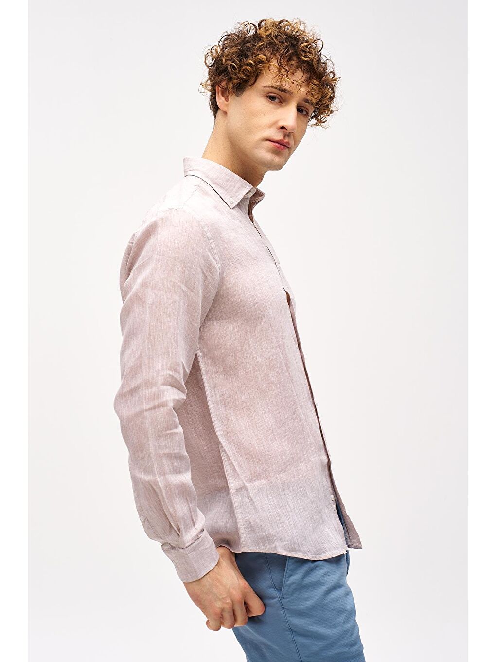 Bej Dynamic Fit Düğmeli Yaka Düz Uzun Kollu Cepsiz %100 Keten Gömlek-3