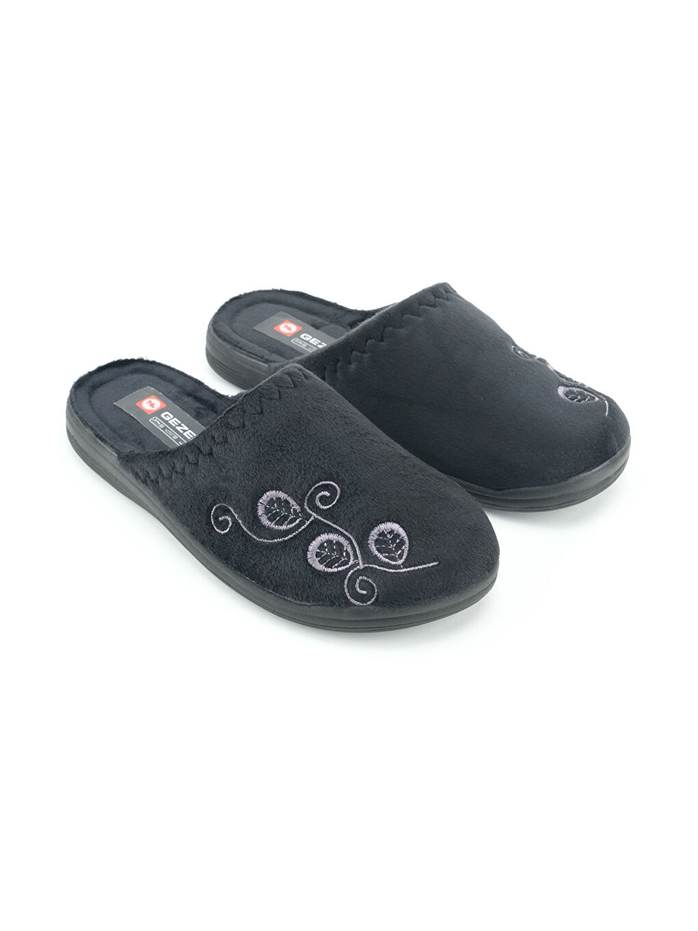 Siyah Kadın Kışlık PU Rahat Taban Nakışlı Tasarım Ev Bahçe Terlik-2