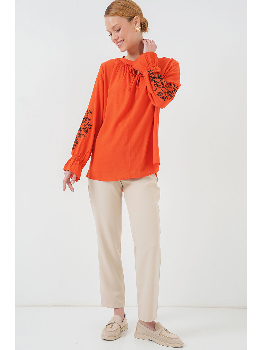 Kadın Nakışlı Örme Bluz 941 - Turuncu-1