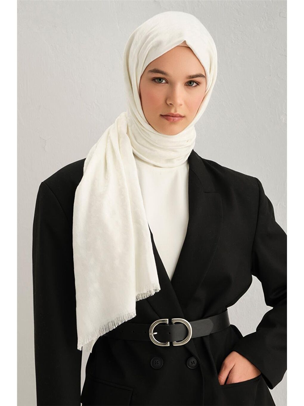 Beyaz Viscon Şal 3 10
