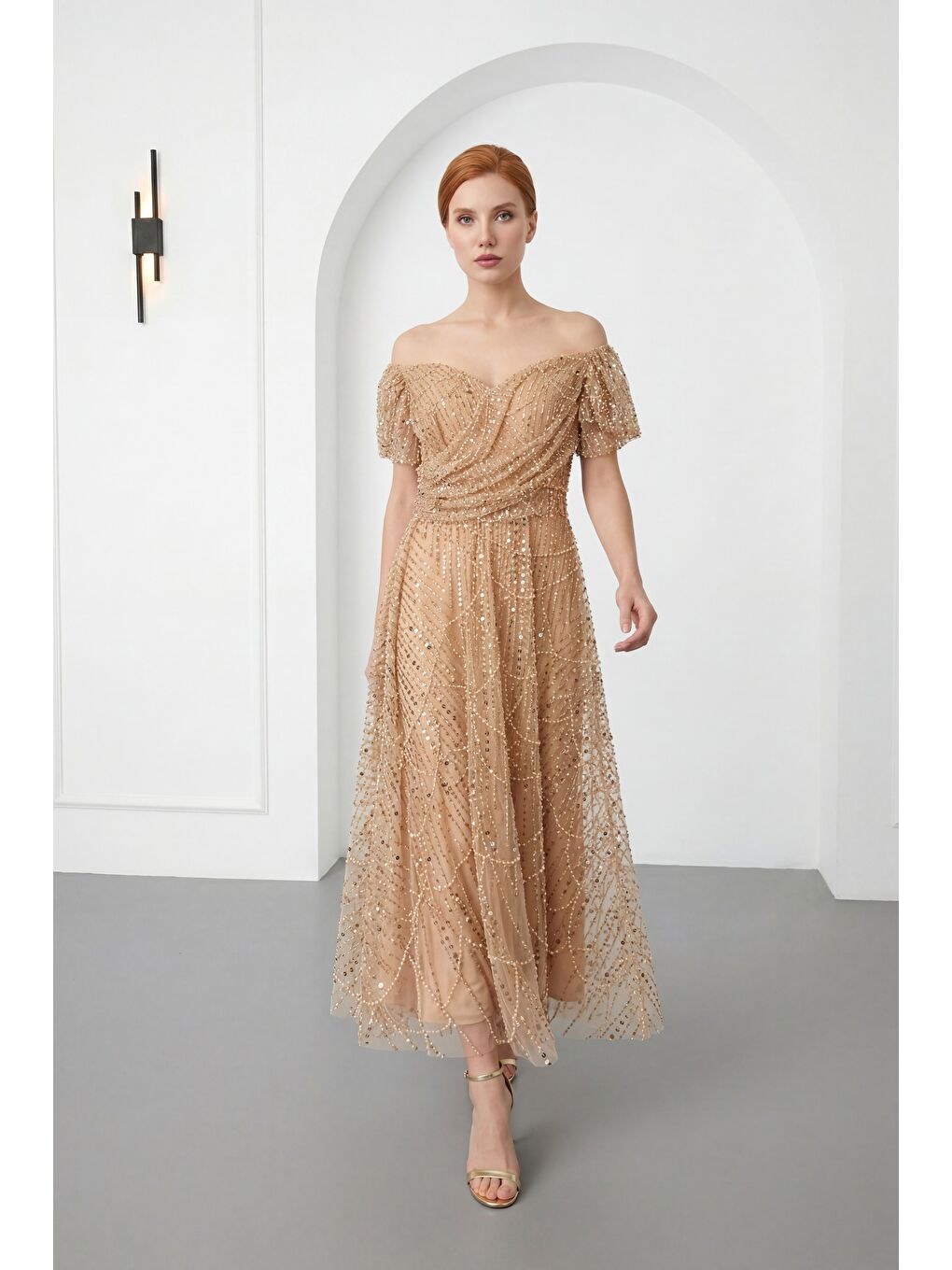 Sarı Kadın Gold Dar Kalıp Kayık Yaka Boncuklu Midi Kloş Abiye Elbise