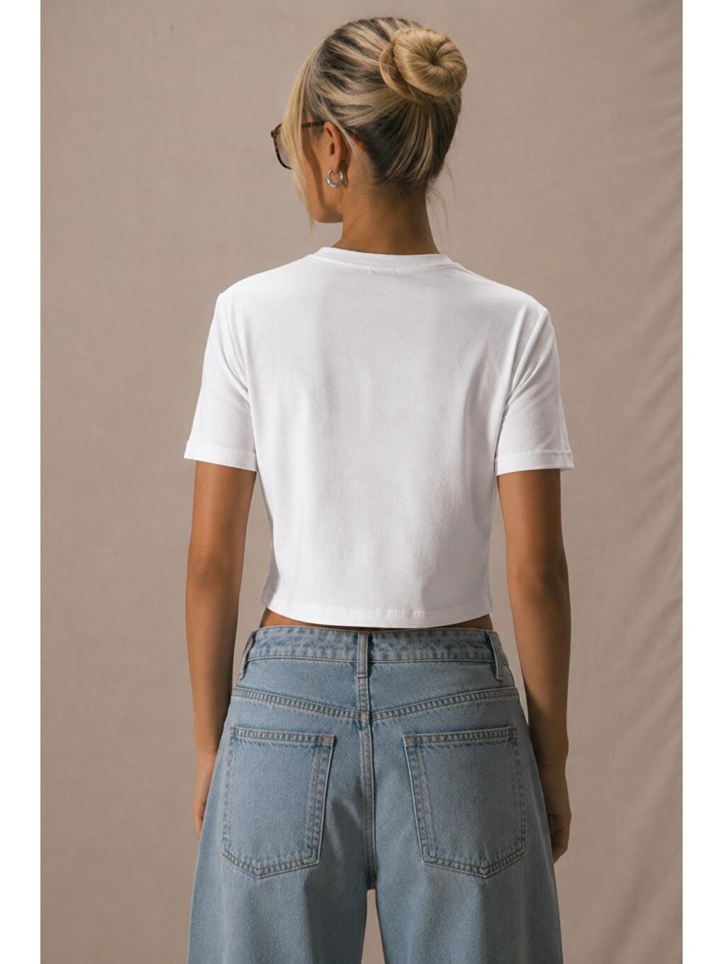 Siyah Kadın Cherry Baskılı Crop Tişört Relax Kalıp Bisiklet Yaka %100 Pamuk Süprem Kısa Kollu T-shirt-2