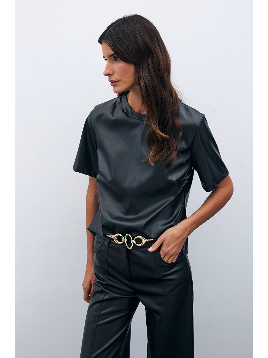 Kısa Kol Deri Bluz - Siyah-2