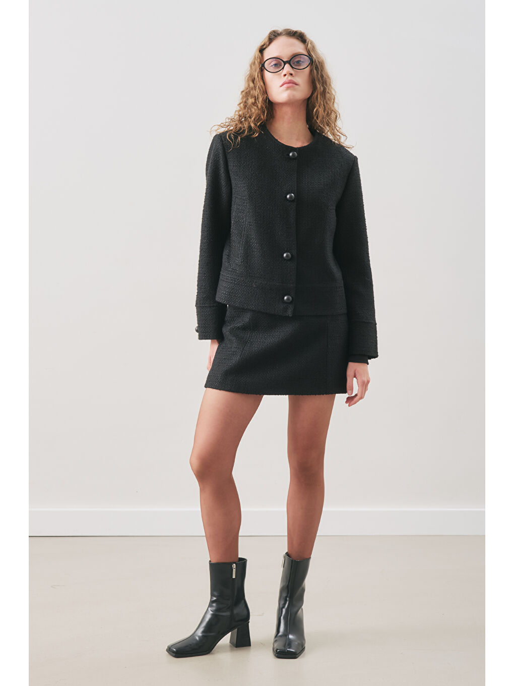 Bukle Kumaş Kısa Ceket Siyah-2