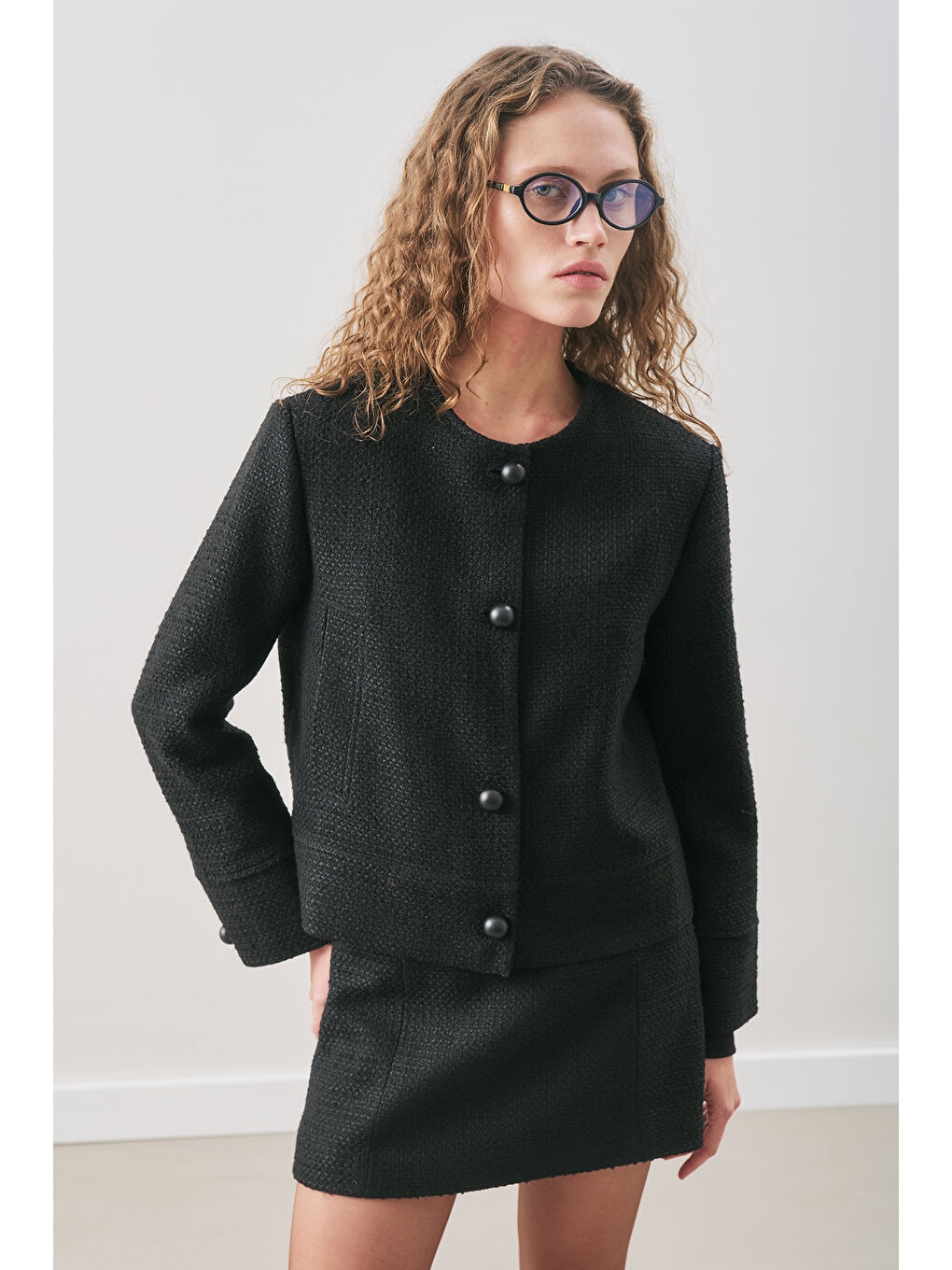 Bukle Kumaş Kısa Ceket Siyah-3