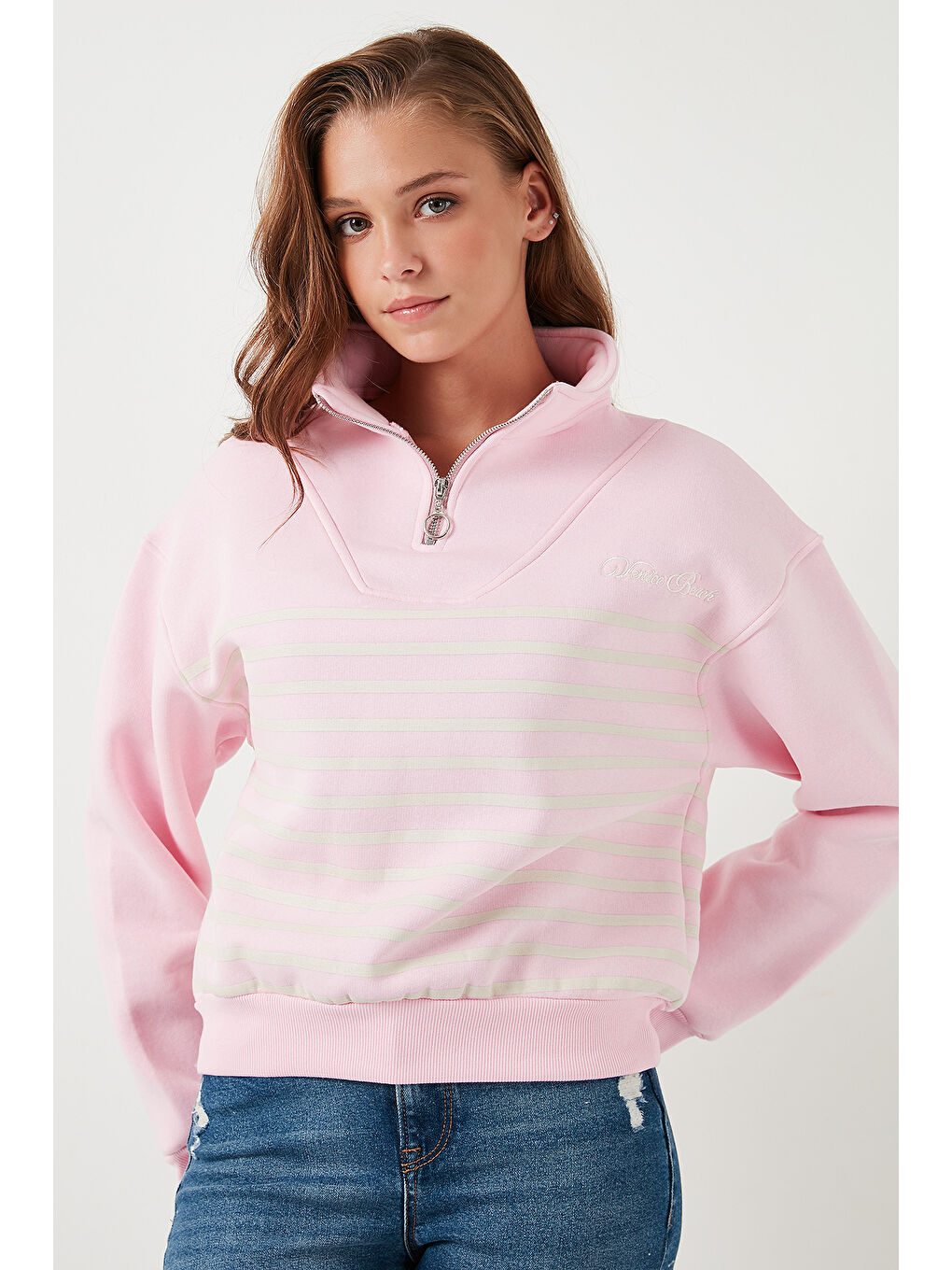 Lela Canlı Pembe Streç Oversize Fit Yarım Fermuarlı Dik Yaka Kadın Sweat 5865883 - 2