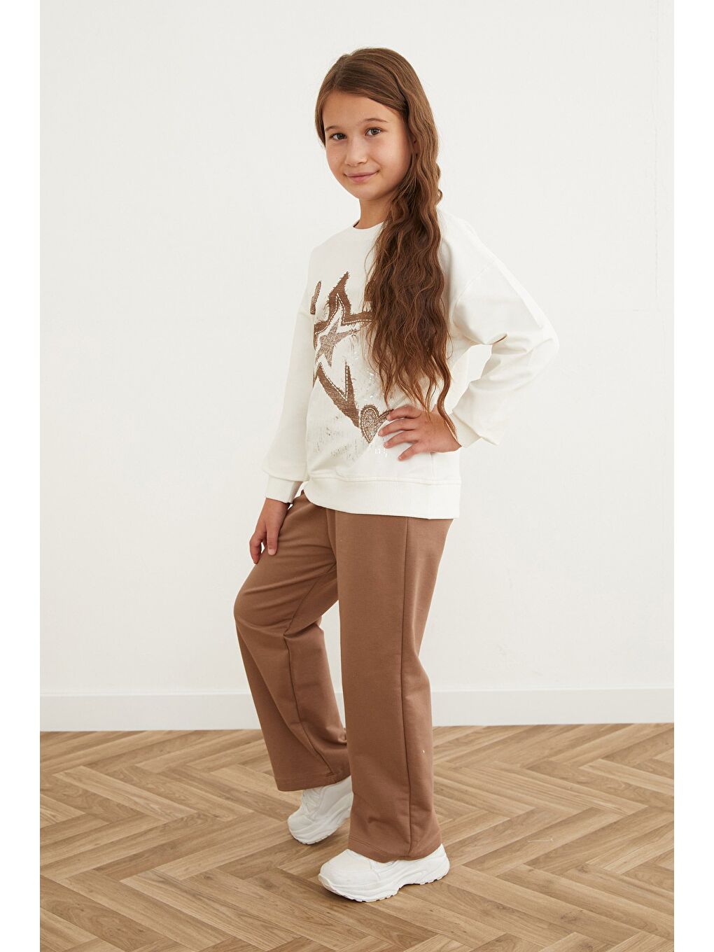 Ekru Yıldız Ve Kalp Baskılı Kız Çocuk Sweatshirt-2