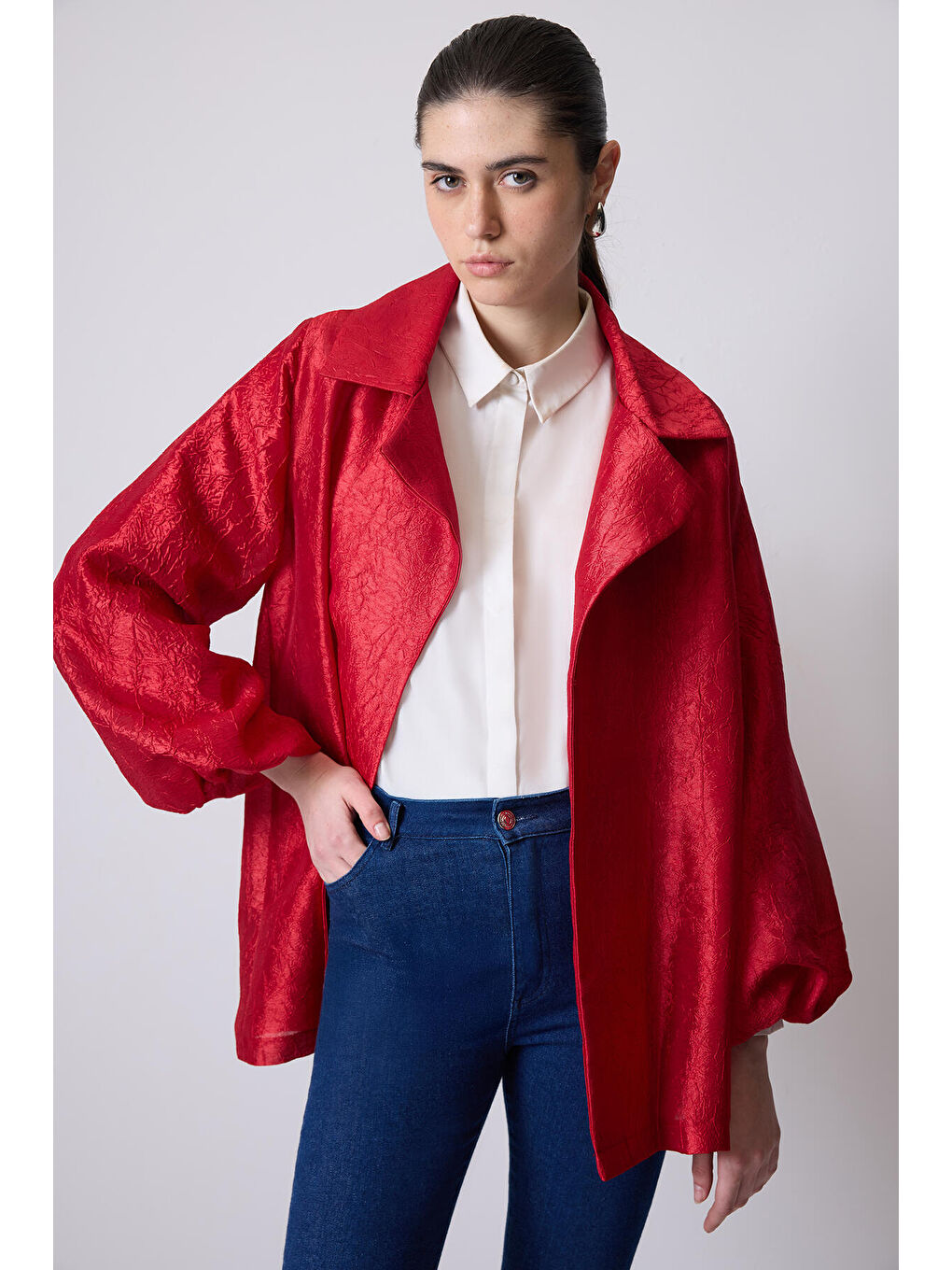 Kırmızı Jakarlı Kemerli Oversıze Ceket-2