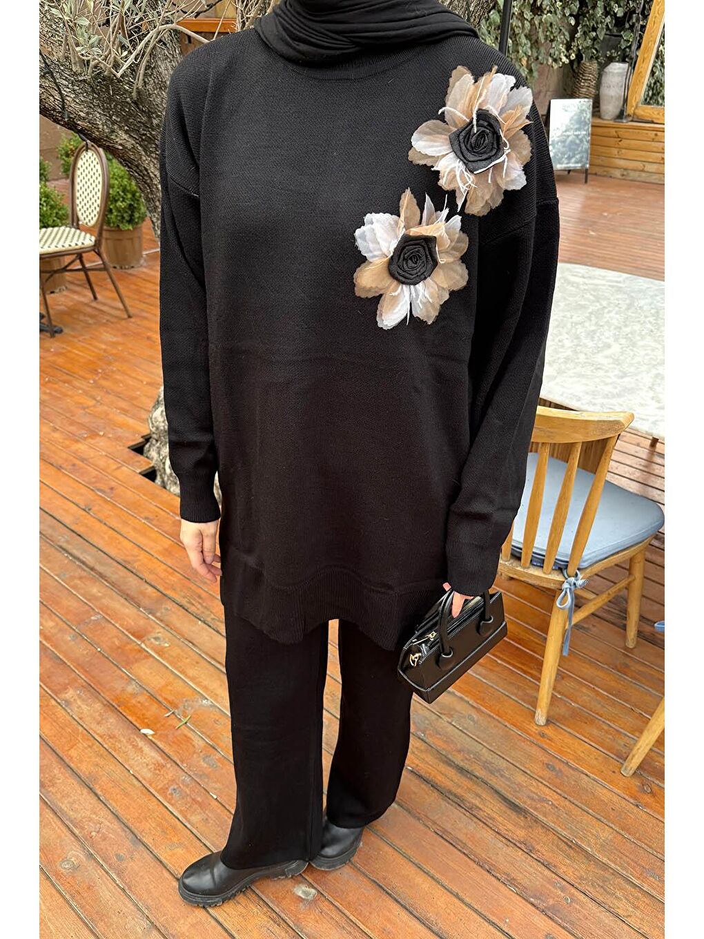 Aksesuarlı Triko Takım Siyah-2