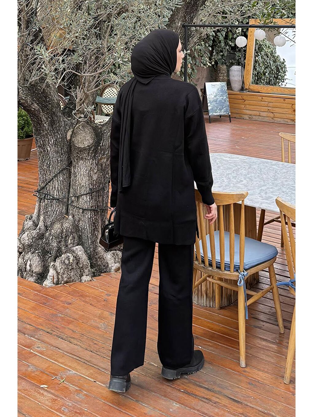 Aksesuarlı Triko Takım Siyah-3