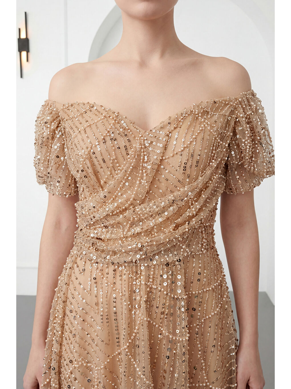 Sarı Kadın Gold Dar Kalıp Kayık Yaka Boncuklu Midi Kloş Abiye Elbise-3