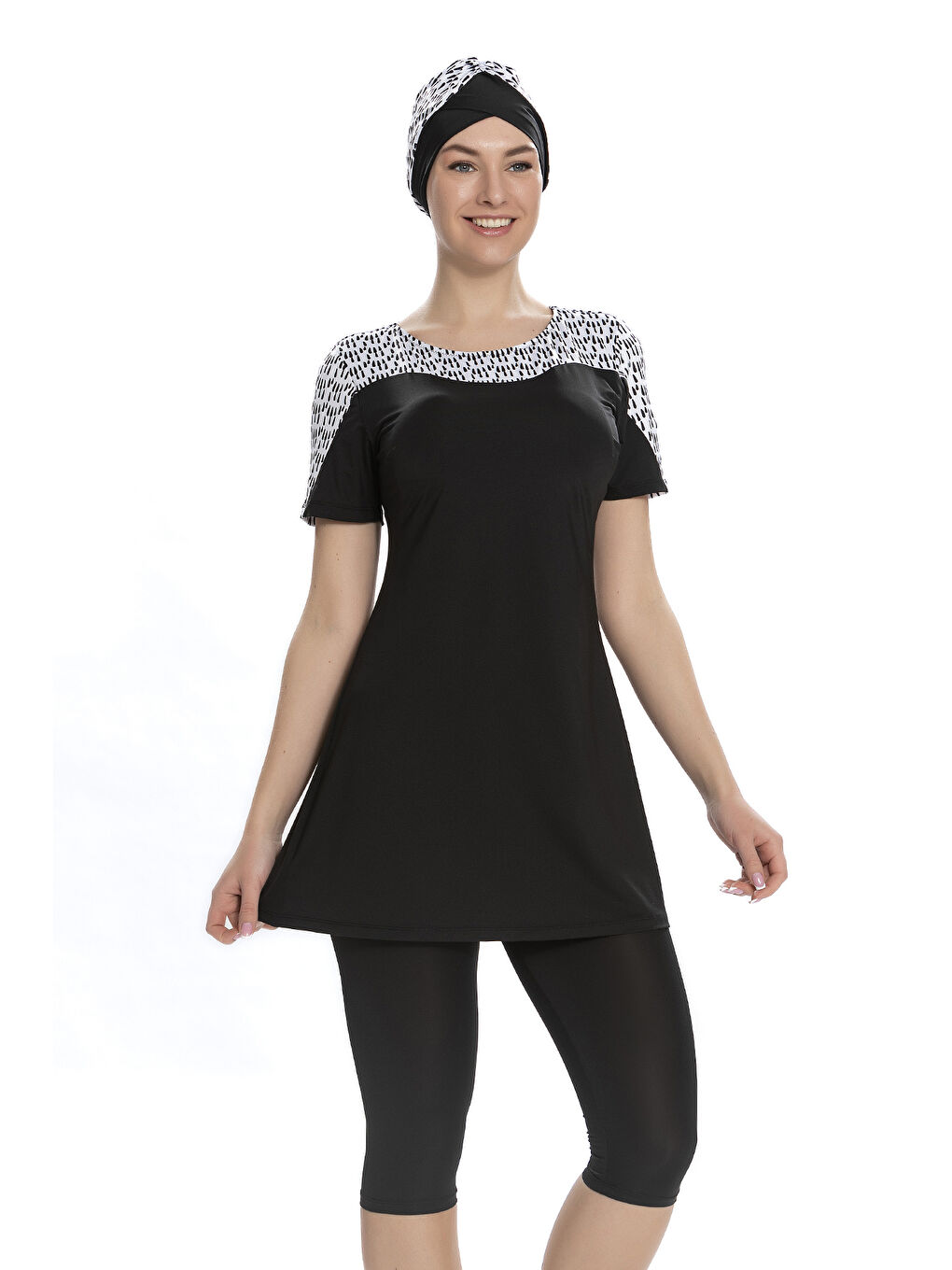 Kısa Kollu Yarı Kapalı Tesettür Mayo 203-01 Siyah-3