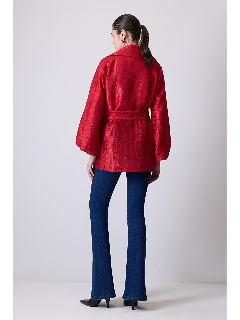 Kırmızı Jakarlı Kemerli Oversıze Ceket-4