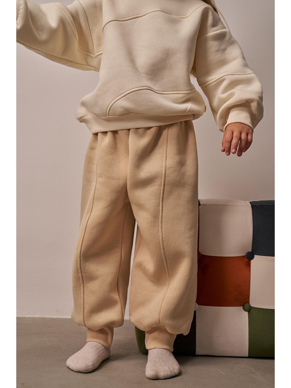 Bej Dikiş Detaylı Eşofman Takım-7