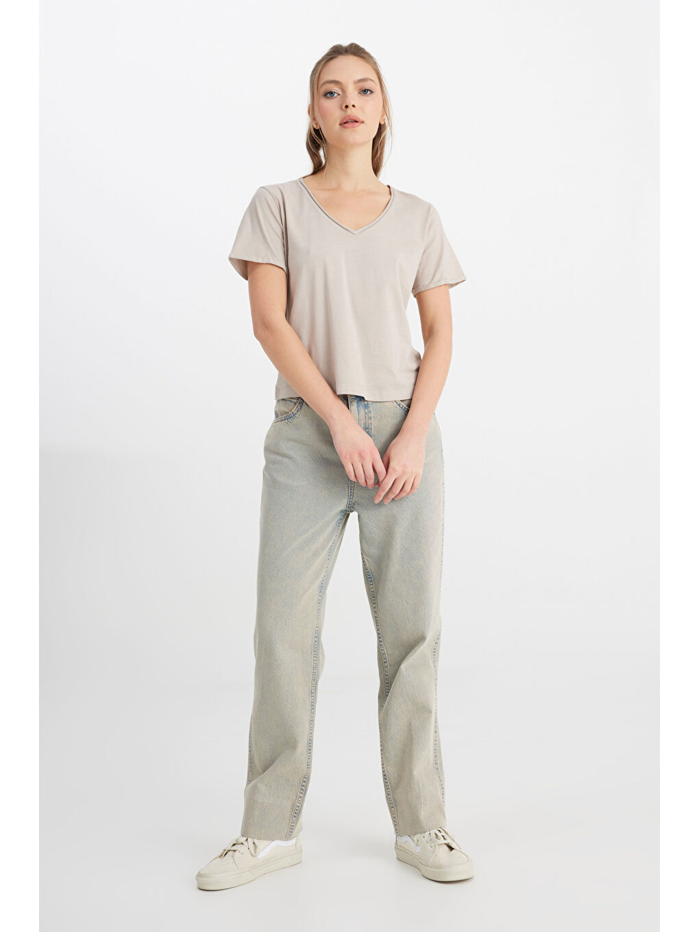 Regular Fit Normal Kesim V Yaka %100 Pamuk Bej Tişört-2