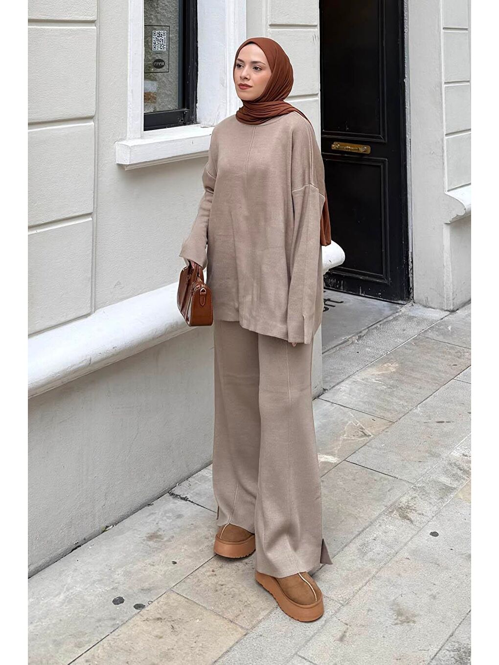 Bej Düz Bisiklet Yaka Takım Vizonrengi-1