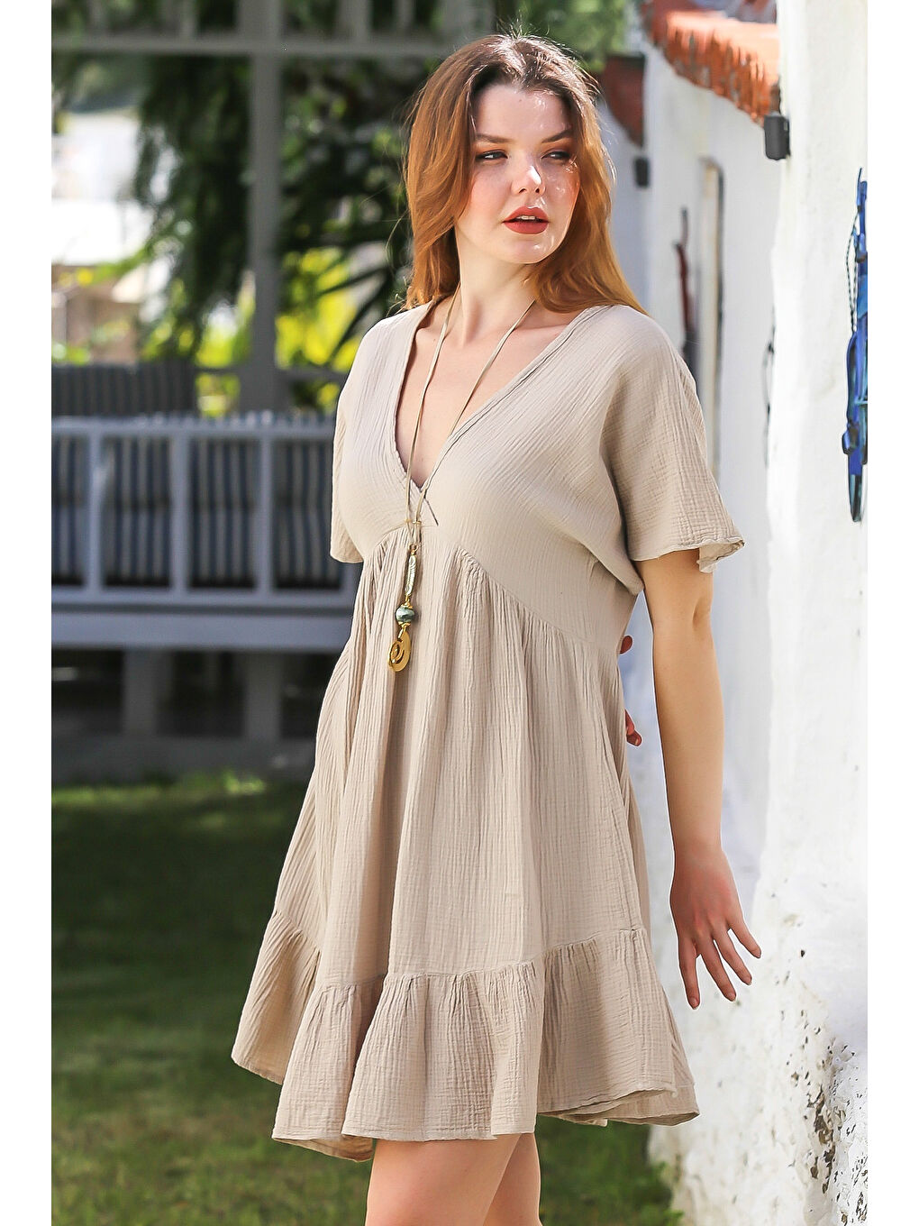 Bej Kruvaze Yaka Kısa Kol Yıkamalı Etek Ucu Fırfırlı Casual Müslin Dokuma Elbise 95 51-1