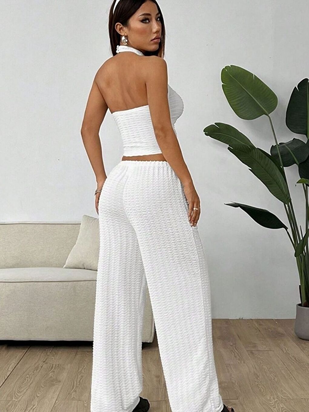 Beyaz Örme Kolsuz Sırtı Açık Beli Dar Bluzlu Pantolon Takım-1