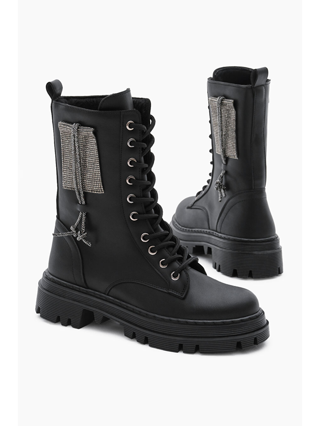 Kadın Siyah Cilt Termo Taban Yanı Taşlı Bağcıklı ve Fermuarlı Bot-2