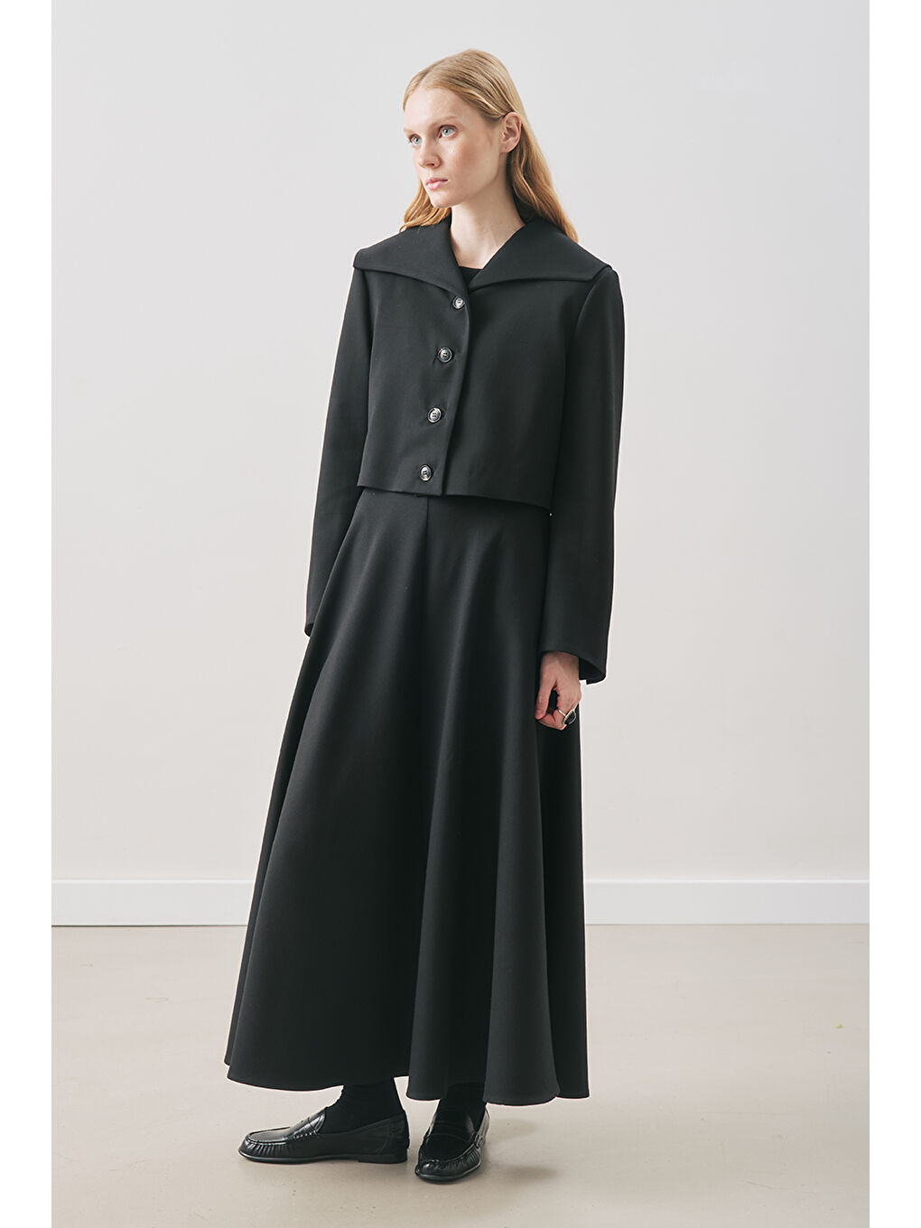 Loren Kısa Geniş Yakalı Ceket Siyah-1