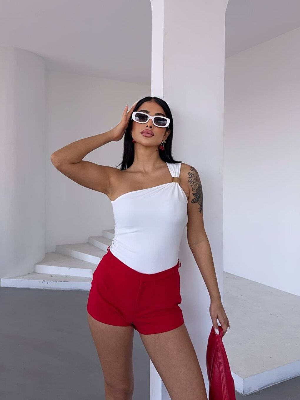 Ottoman Omuz Detay Beyaz Bluz-1