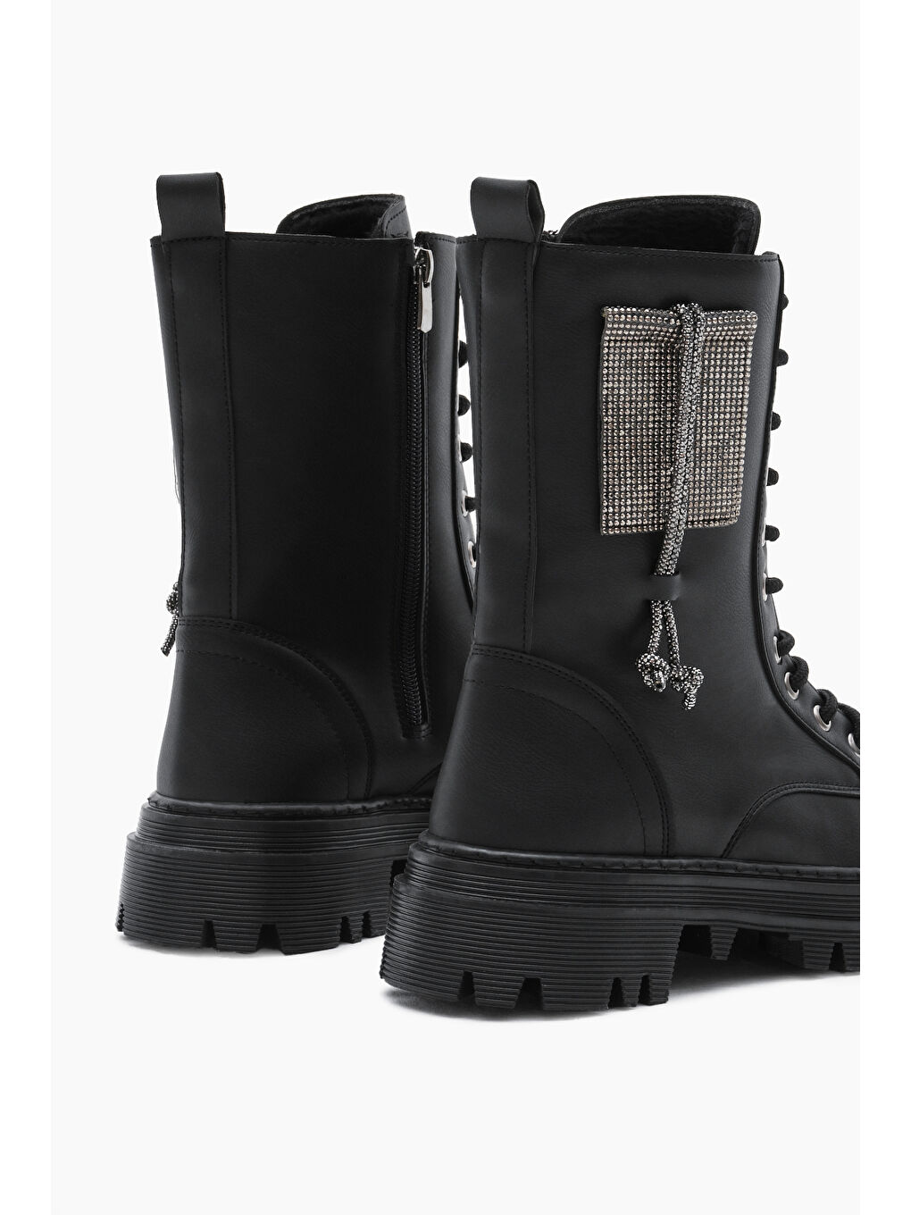 Kadın Siyah Cilt Termo Taban Yanı Taşlı Bağcıklı ve Fermuarlı Bot-4