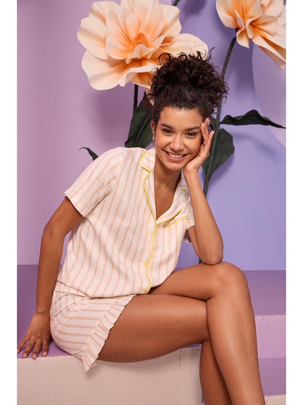 Kadın Ekru Renkli Çizgili Dokuma Pijama Üst-1