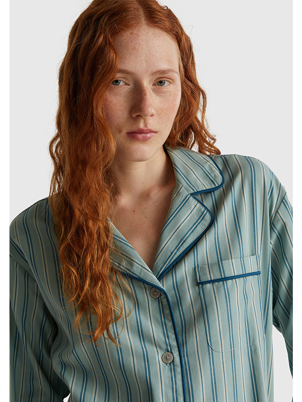 Kadın Turkuaz %100 Pamuk Kare Desenli Logolu Gömlek Yaka Pijama Üstü-5