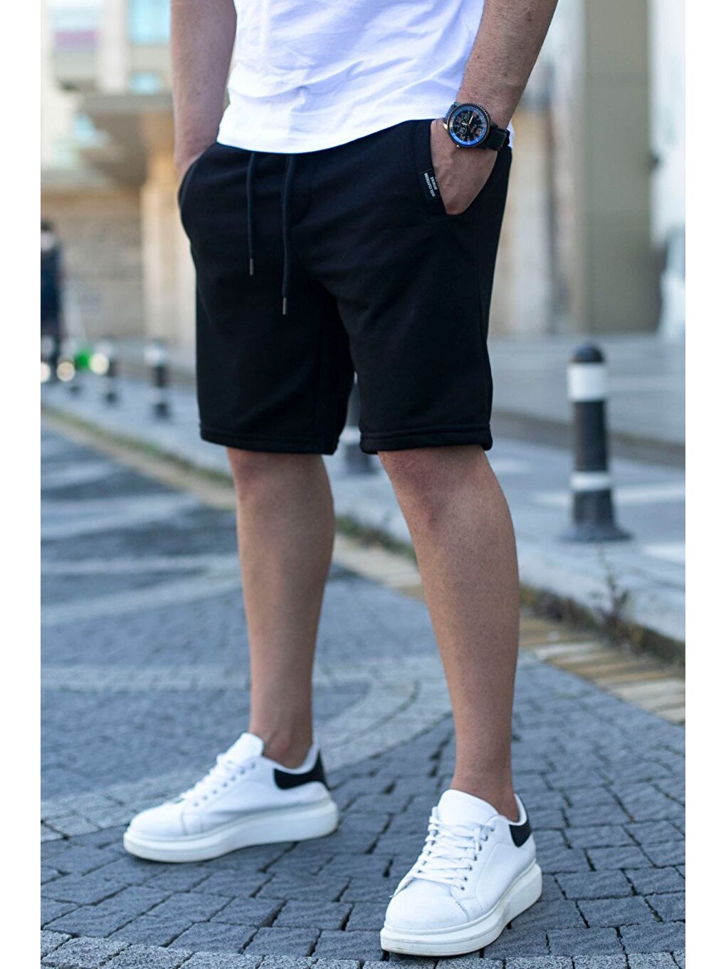 Siyah Erkek Regular Fit Şort 4842-2