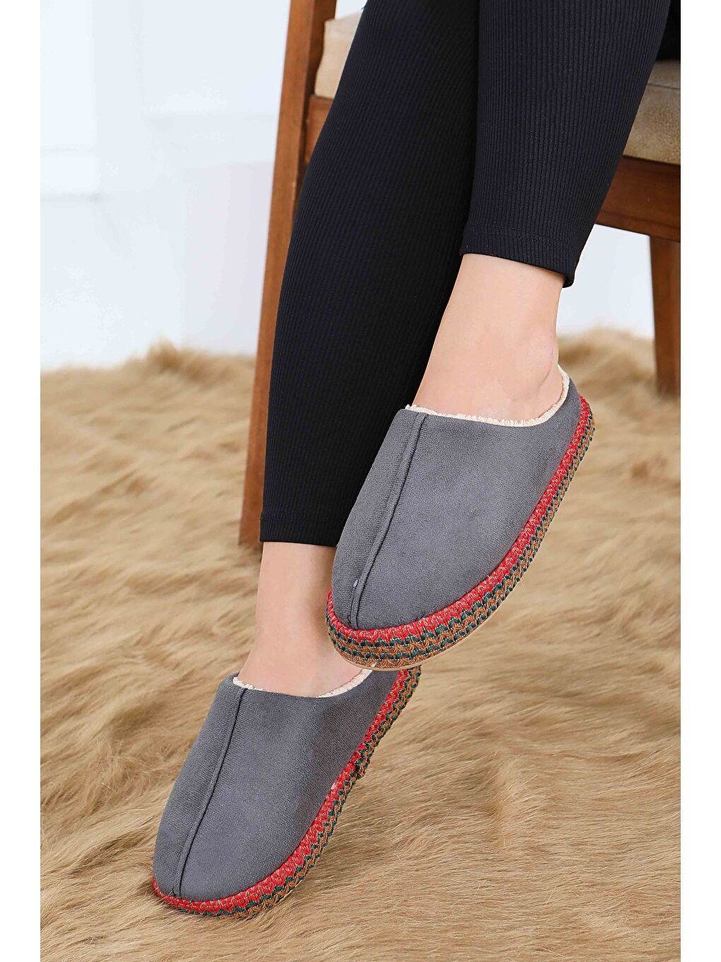 Kadın Antrasit Yanları Nakışlı Ev Terliği - 27781-ANTRASIT-1