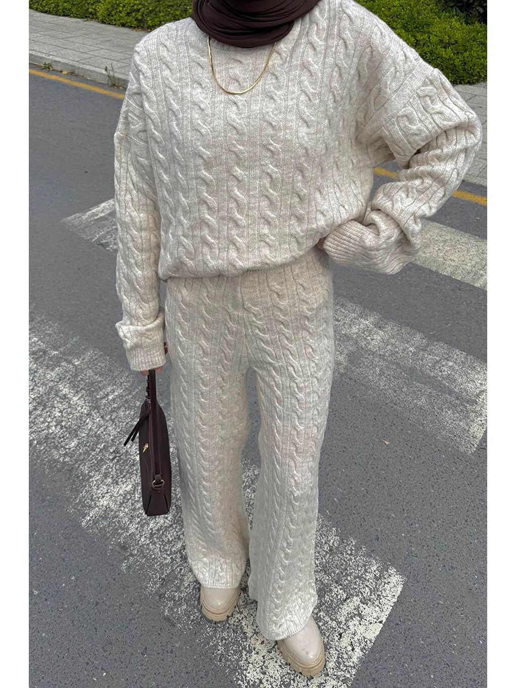 Bej Örgülü Şardonlu Takım Taş-2