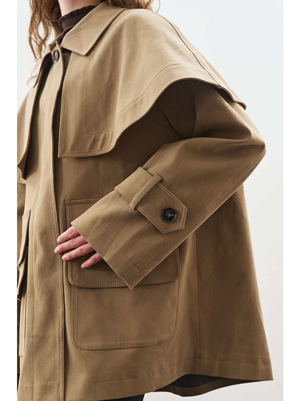 Kahverengi Pelerin Detaylı Parka Ceket Kamel-5