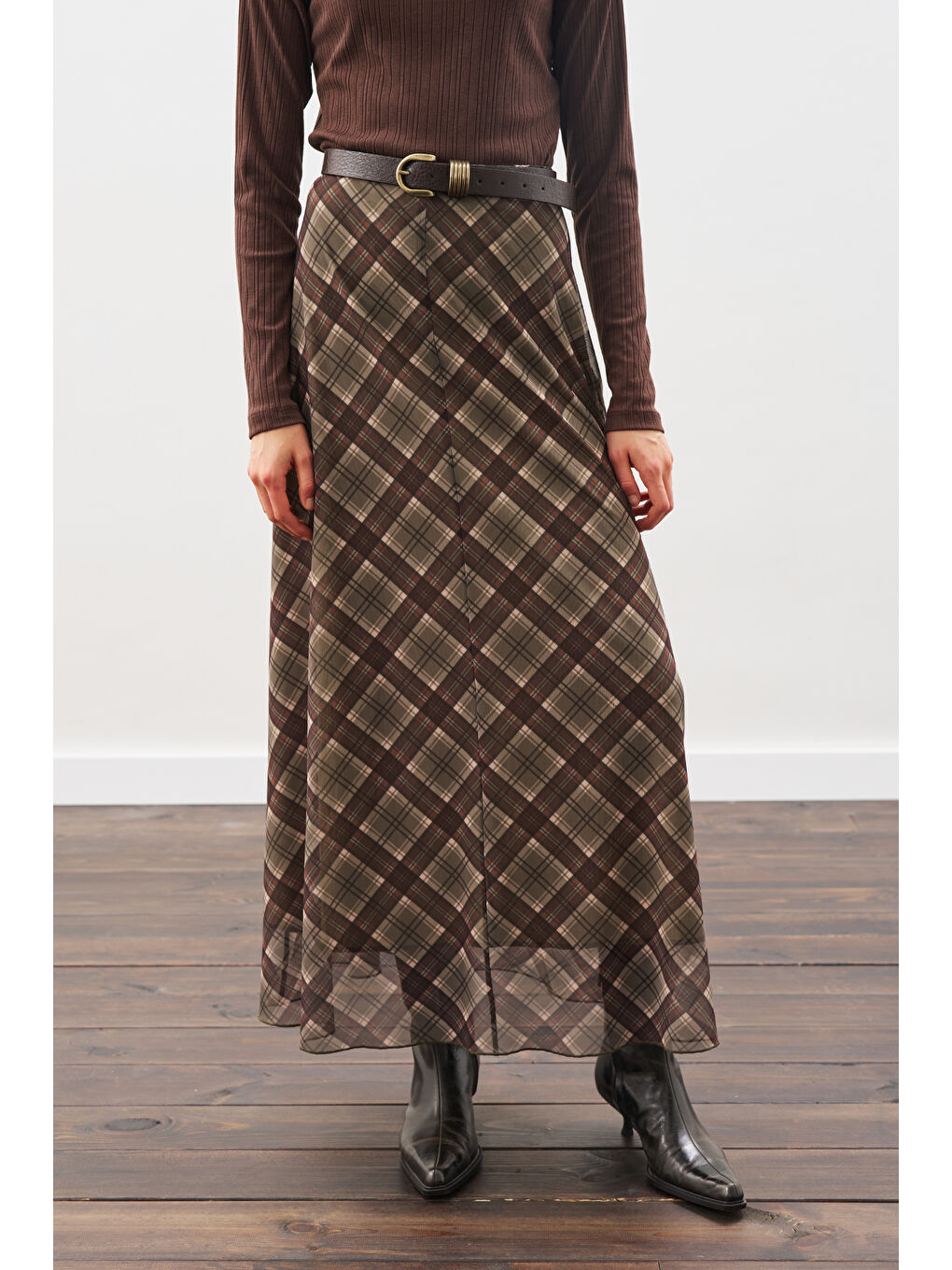 Desenli Tül Etek Yeşil Ekose-3