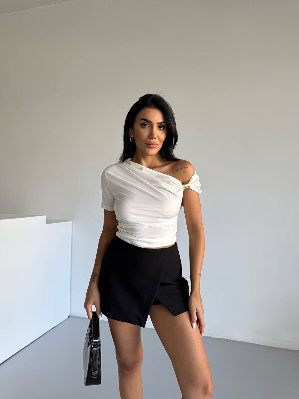 Kadın Beyaz Kol Detay Sandy Bluz-1