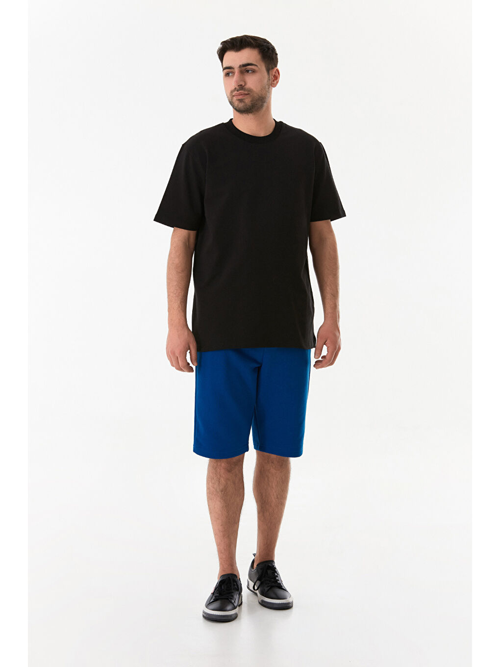 Siyah Basic Bisiklet Yaka Tişört-1