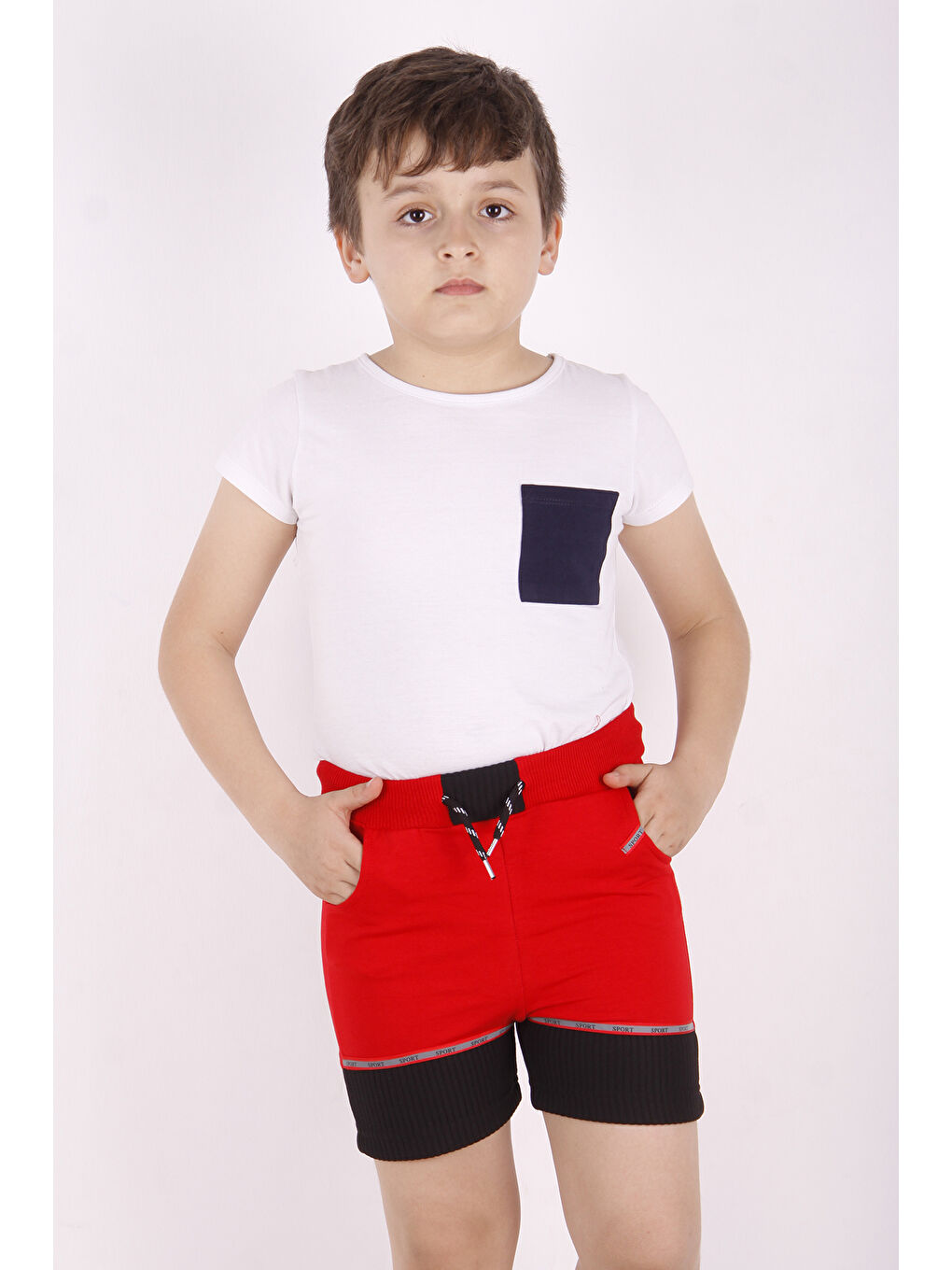 Kırmızı Erkek Çocuk Sport Şeritli Garnili Şort