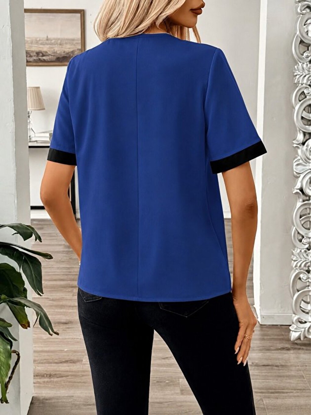 Mavi Kadın Kısa Kollu Asımetrik Yaka Detaylı Düğmeli Dubai Bluz-3
