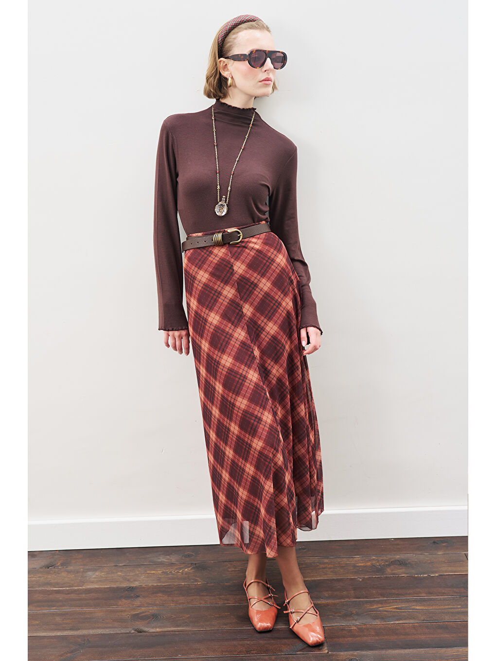 Desenli Tül Etek Kahverengi Ekose-1