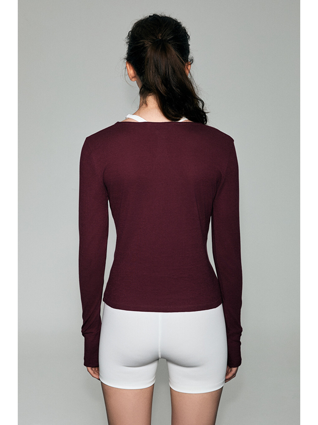 Polunea Kadın V Yakalı Önü Fermuar Kapamalı Vücuda Oturan Slim Fit Bordo Bluz-5