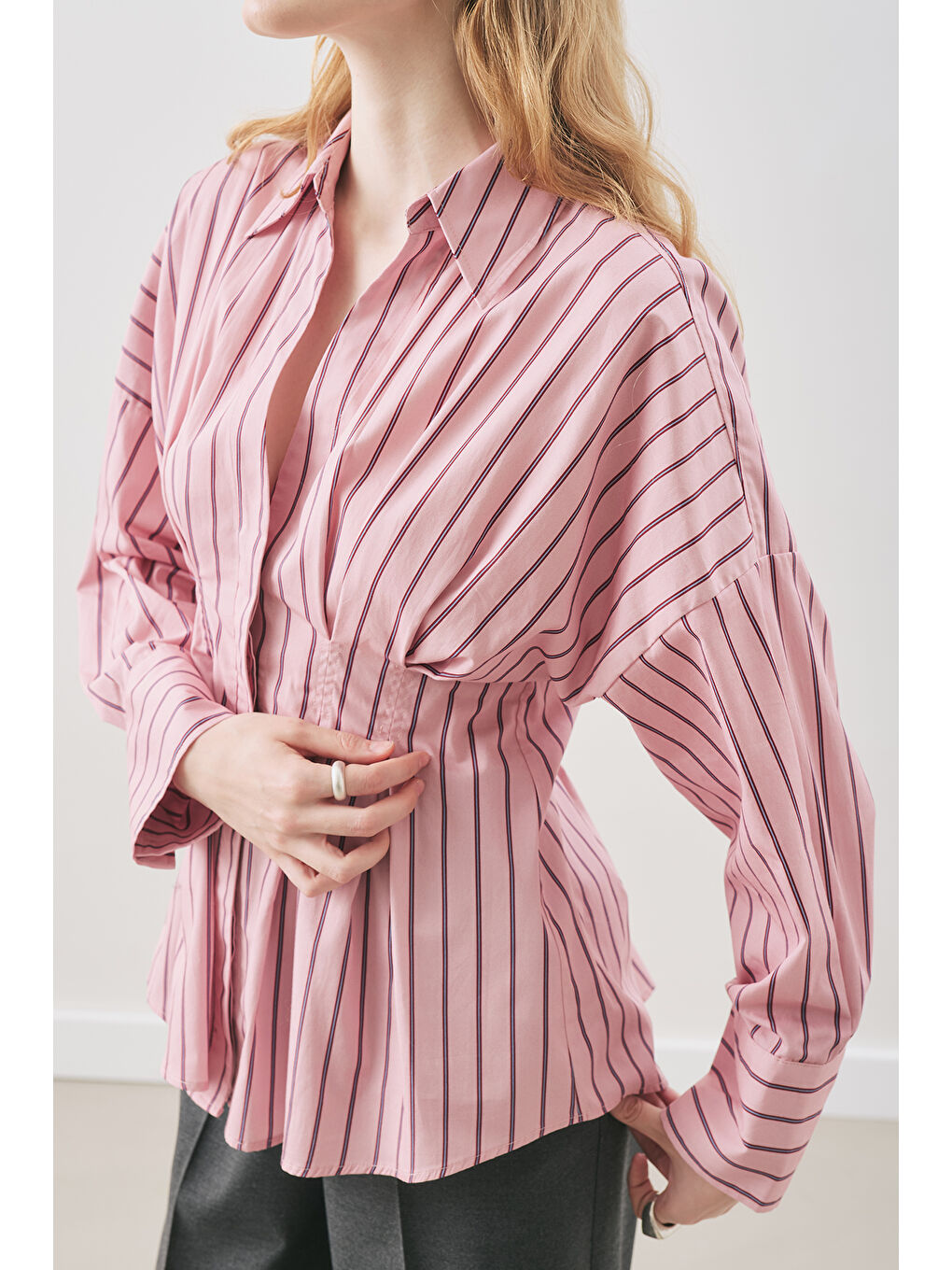 Pile Detaylı Gömlek Pembe Çizgili-3