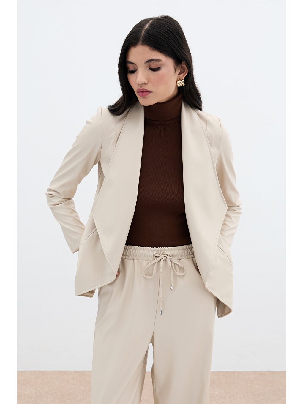 Bej Geniş Yaka Deri Ceket - Taş