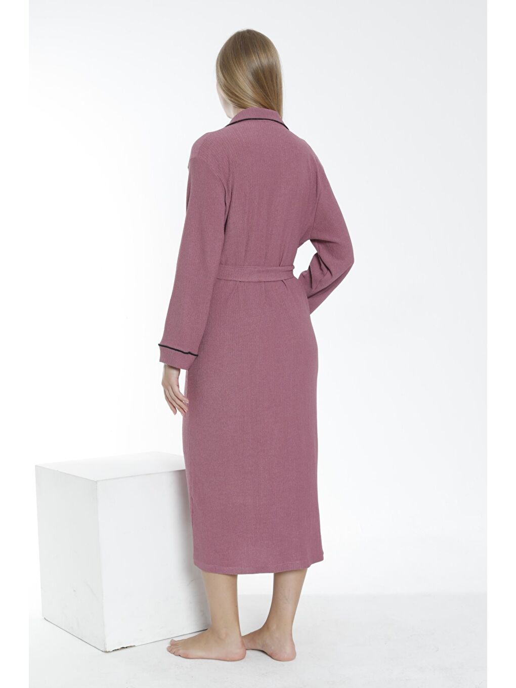 Pembe Gül Kurusu Yaka ve Kol Şerit Detaylı Uzun Hamile ve Lohusa Bürümcük Kumaş Sabahlık-1