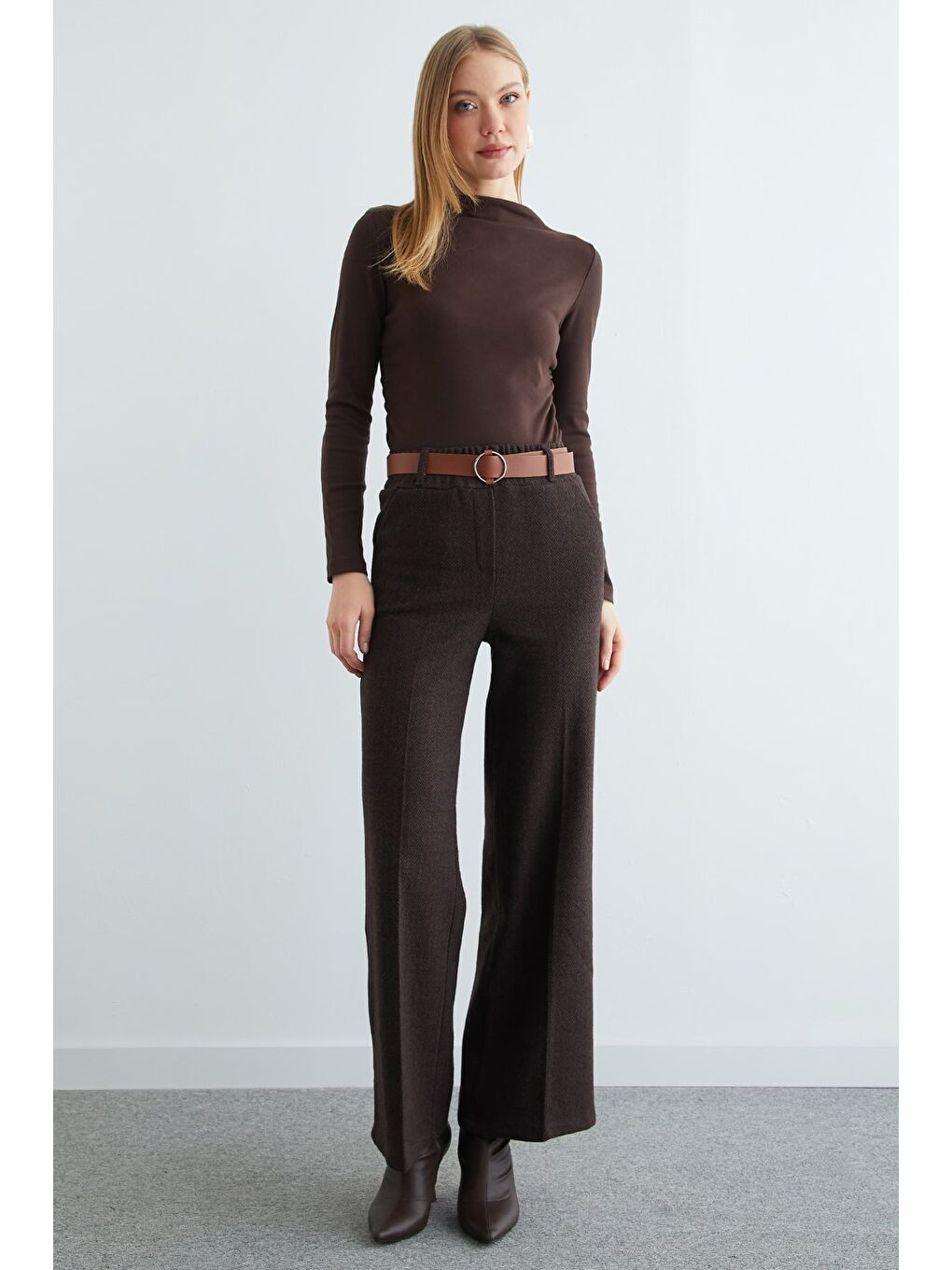 Kahverengi Kemerli Balıksırtı Palazzo Pantolon