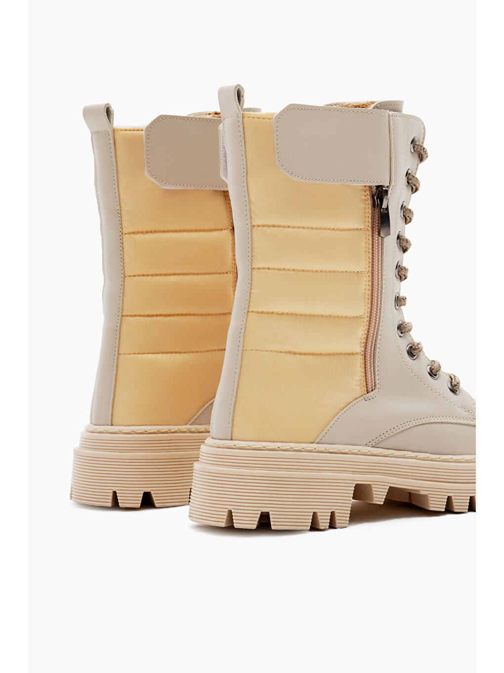 Kadın Bej Cilt Termo Taban Nakışlı Dilim Desenli Cırtlı Bağcıklı ve Fermuarlı Bot-4