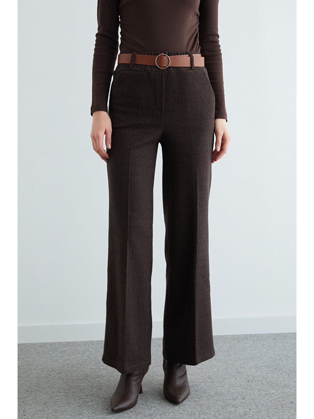 Kahverengi Kemerli Balıksırtı Palazzo Pantolon-1