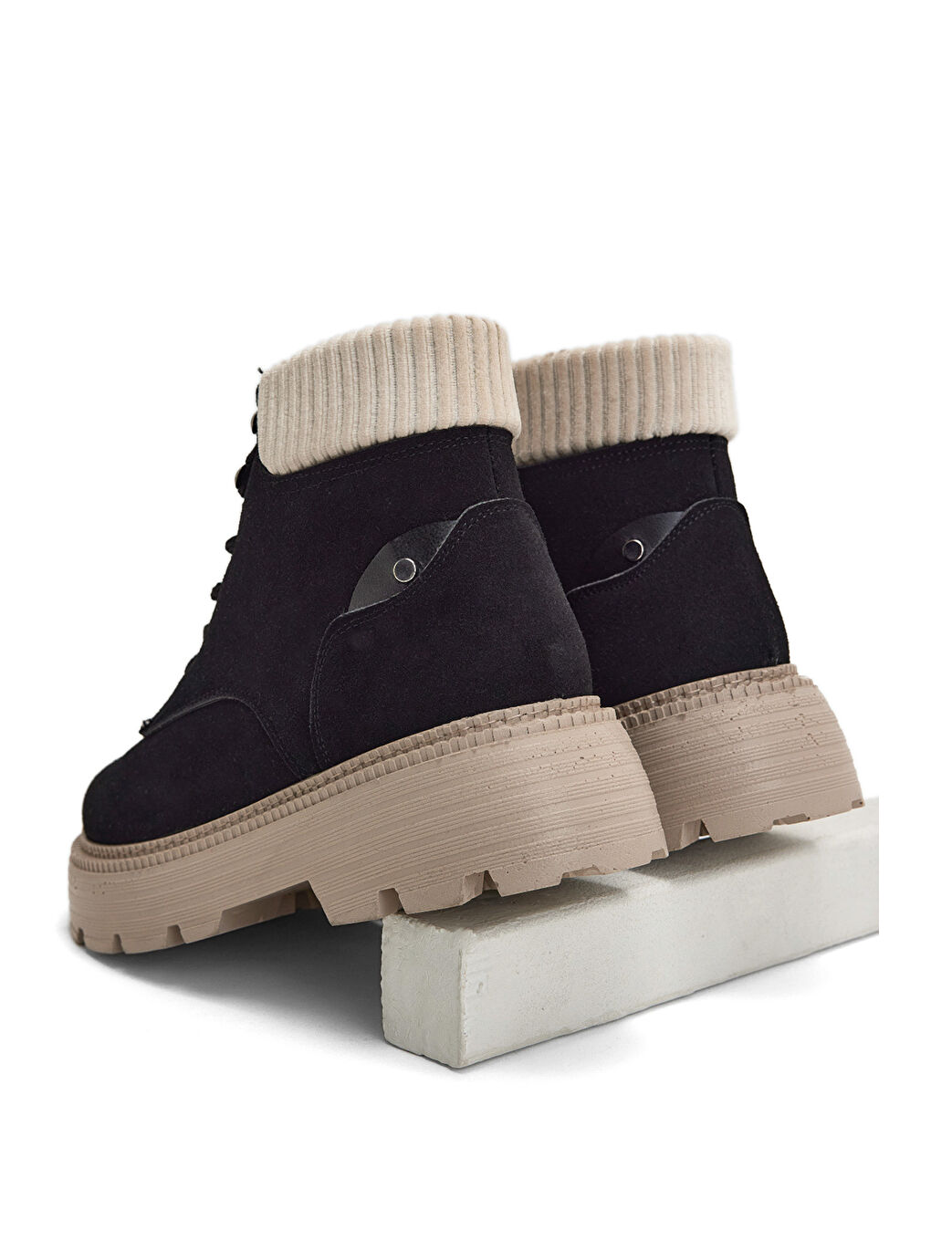 Kadın Siyah Süet Kalın Poli Taban Bileği Lastikli Bağcıklı Bot-2