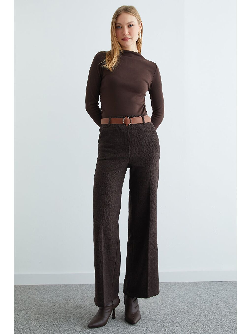 Kahverengi Kemerli Balıksırtı Palazzo Pantolon-4