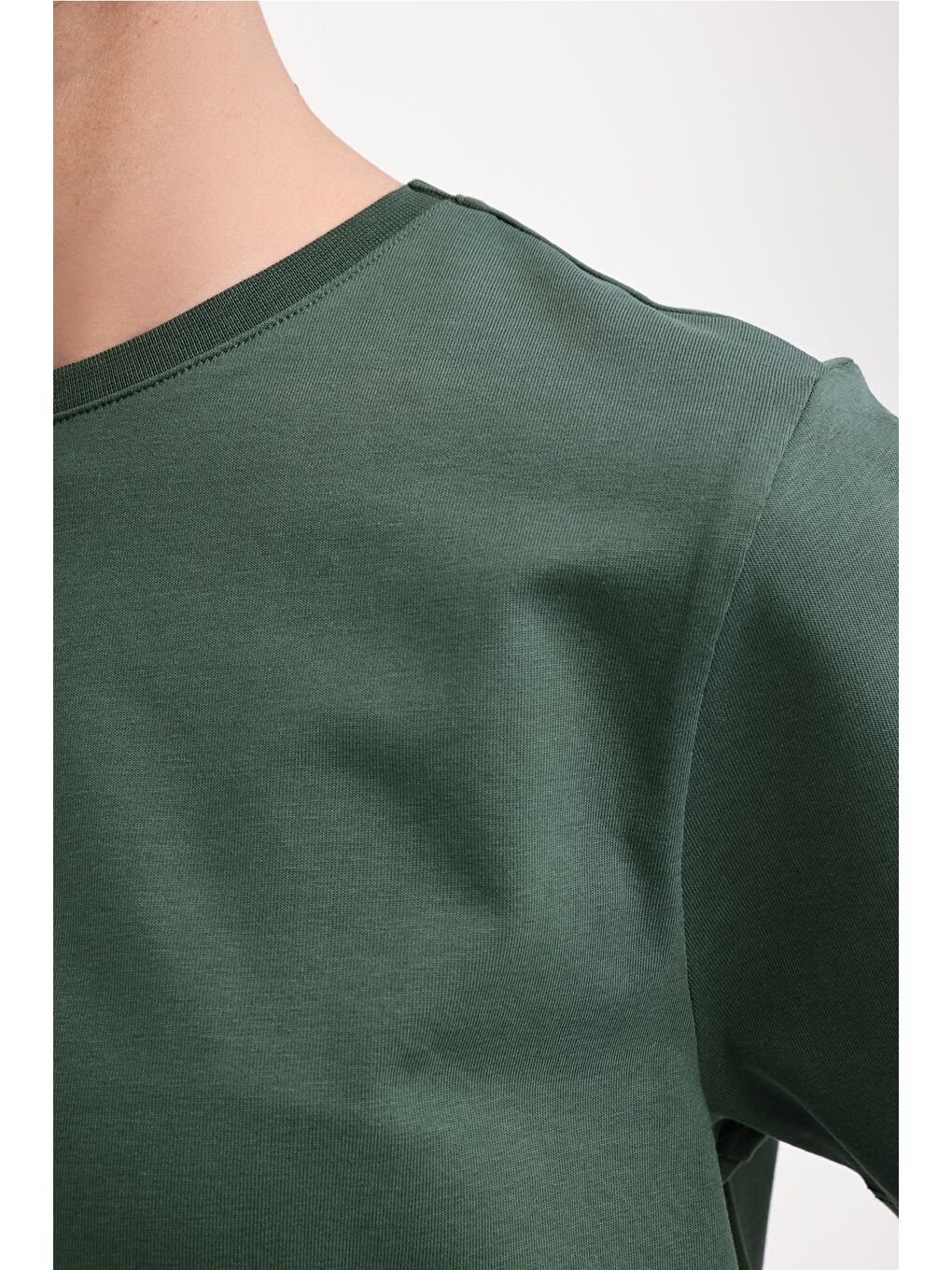 WL SERG 11OUTSS25111 5FX Yeşil Kadın Kısa Kol T-Shirt-3