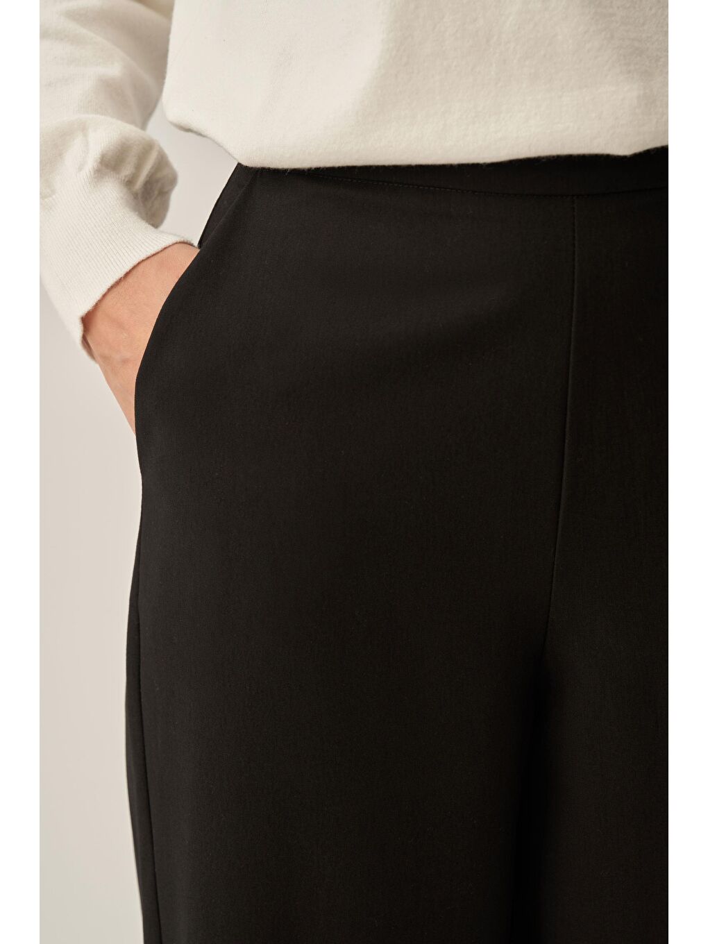 Siyah -Dökümlü İnterlok Ofis Pantolon-4