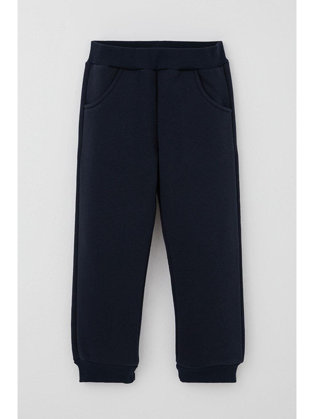 Erkek Çocuk Eşofman Takımı Arma Detaylı Kapüşonlu Fermuarlı Lacivert (2-8 Yaş)-2